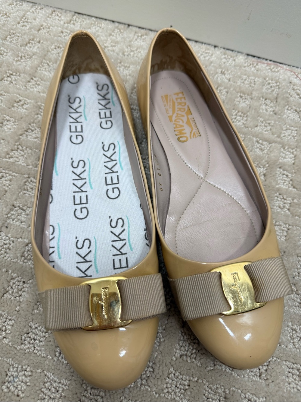 SALVATORE FERRAGAMO | Vara Patent Leather Bow Ballet Flats Size 7.5 AS IS